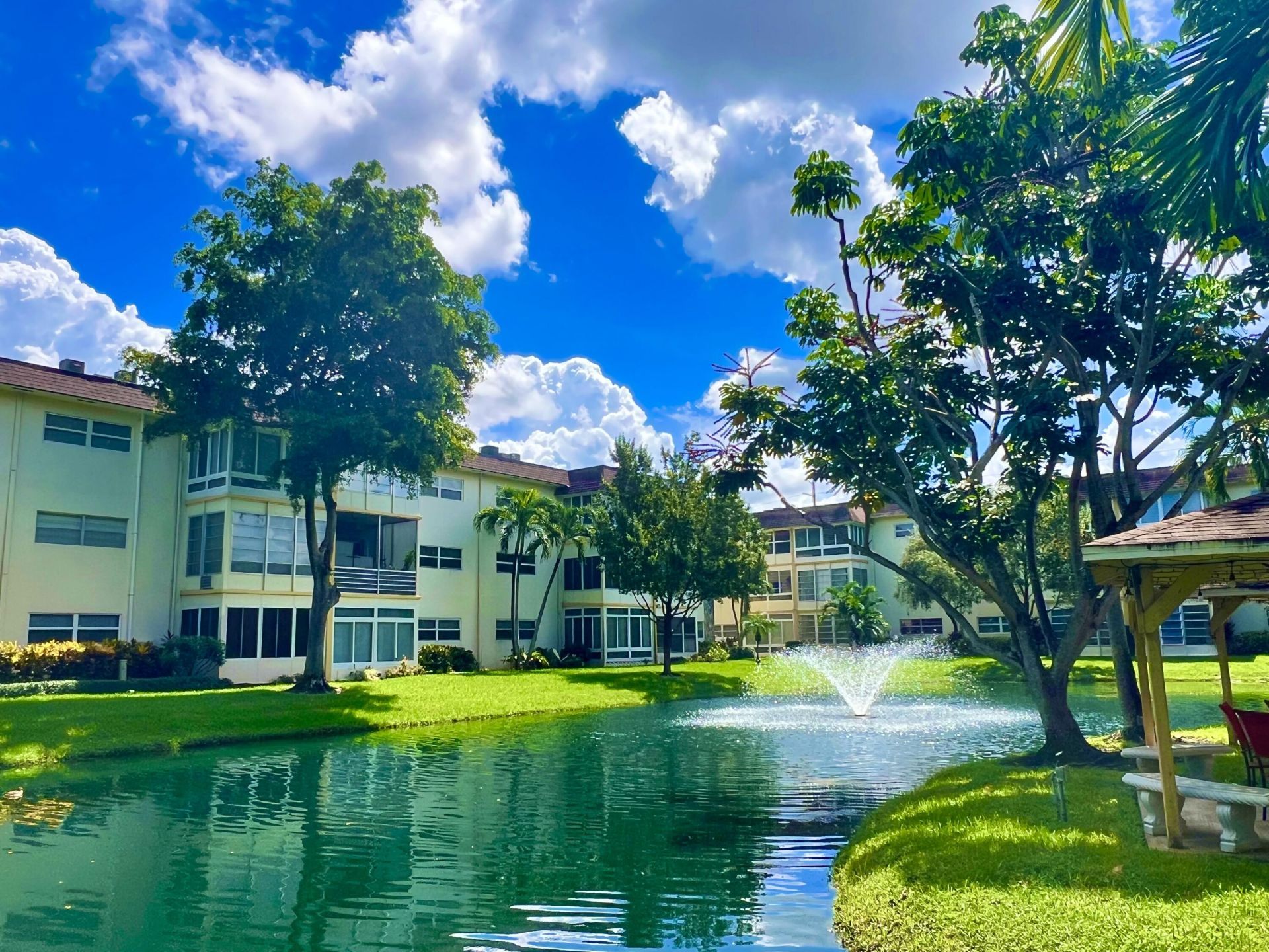 5141 W Oakland Park Boulevard, Unit 201, Lauderdale Lakes, FL 33313 Photo