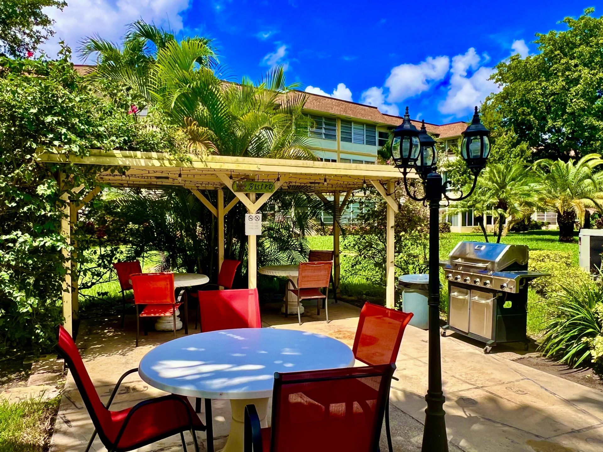 5141 W Oakland Park Boulevard, Unit 201, Lauderdale Lakes, FL 33313 Photo