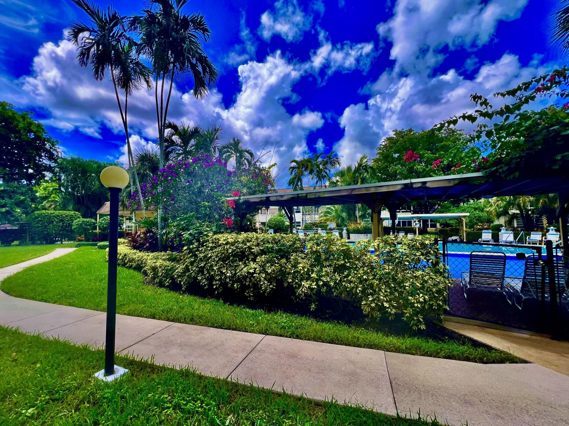 5141 W Oakland Park Boulevard, Unit 201, Lauderdale Lakes, FL 33313 Photo