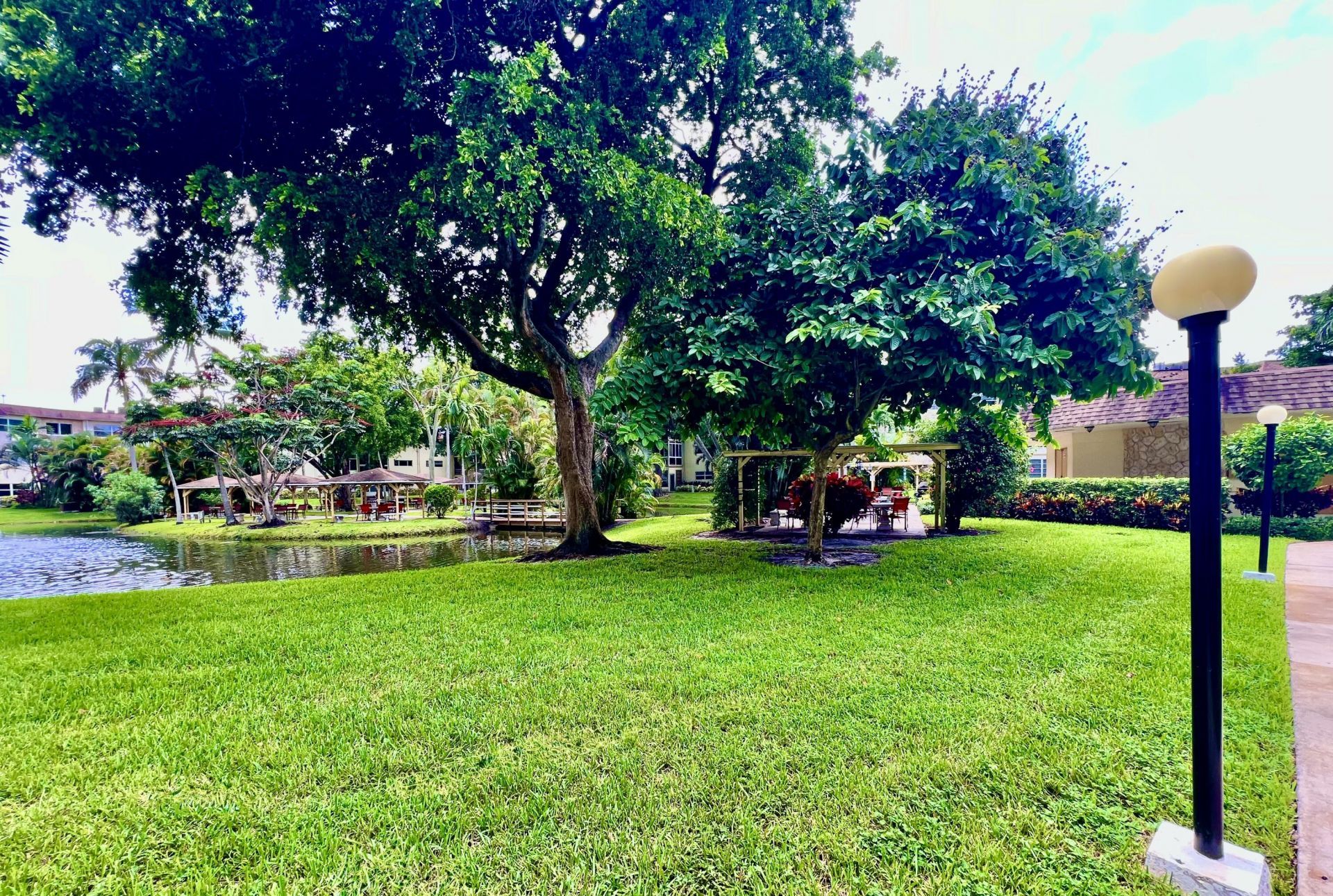 5141 W Oakland Park Boulevard, Unit 201, Lauderdale Lakes, FL 33313 Photo