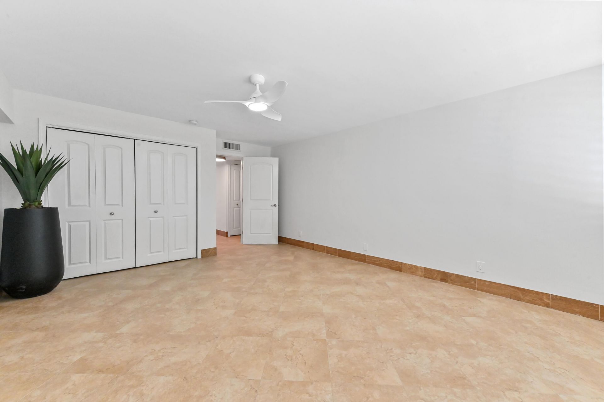 2800 S Ocean Boulevard, Unit 2-F, Boca Raton, FL 33432 Photo