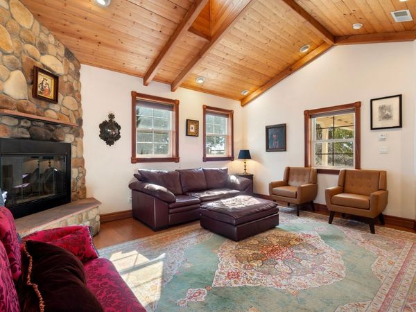 3 Vista Lagunitas, Santa Fe, NM 87507