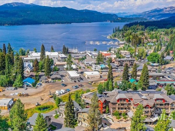 616 N Third Street, Unit 304, McCall, ID 83638