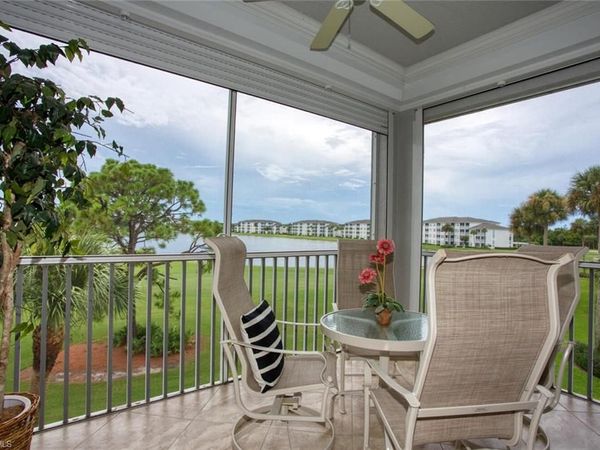 8066 Queen Palm LN, Unit 537, FORT MYERS, FL 33966