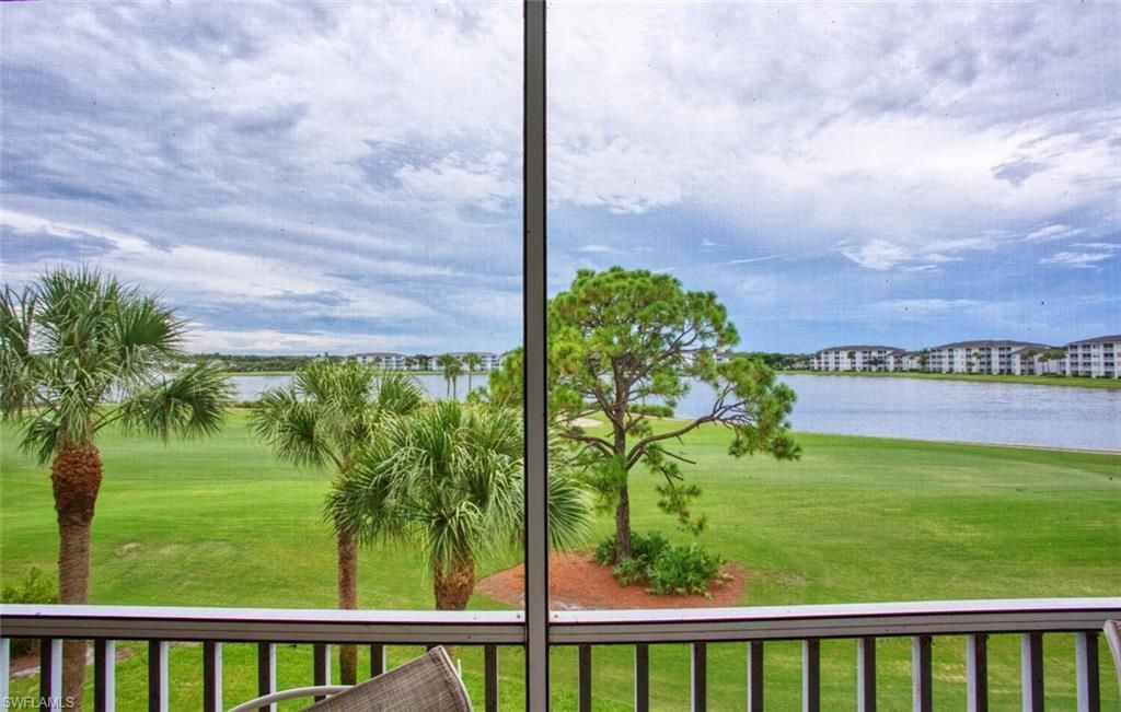 8066 Queen Palm Ln, Unit 537, Fort Myers, FL 33966 Photo