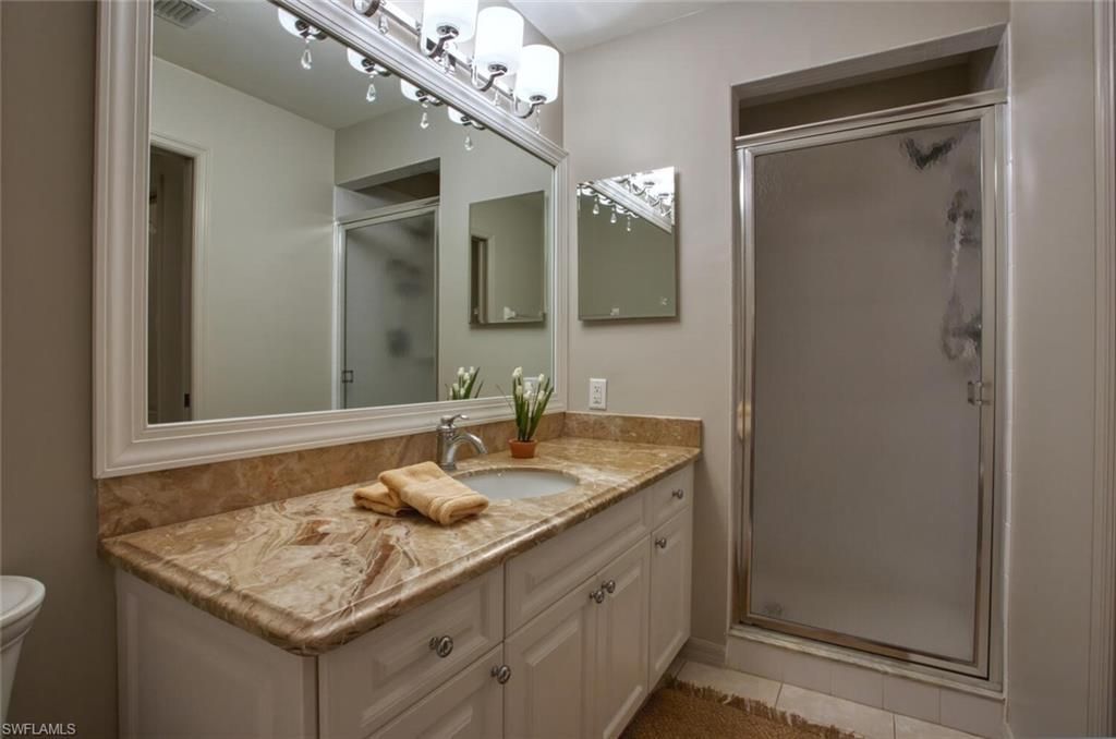 8066 Queen Palm Ln, Unit 537, Fort Myers, FL 33966 Photo