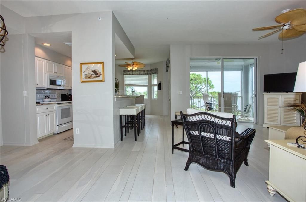 8066 Queen Palm Ln, Unit 537, Fort Myers, FL 33966 Photo