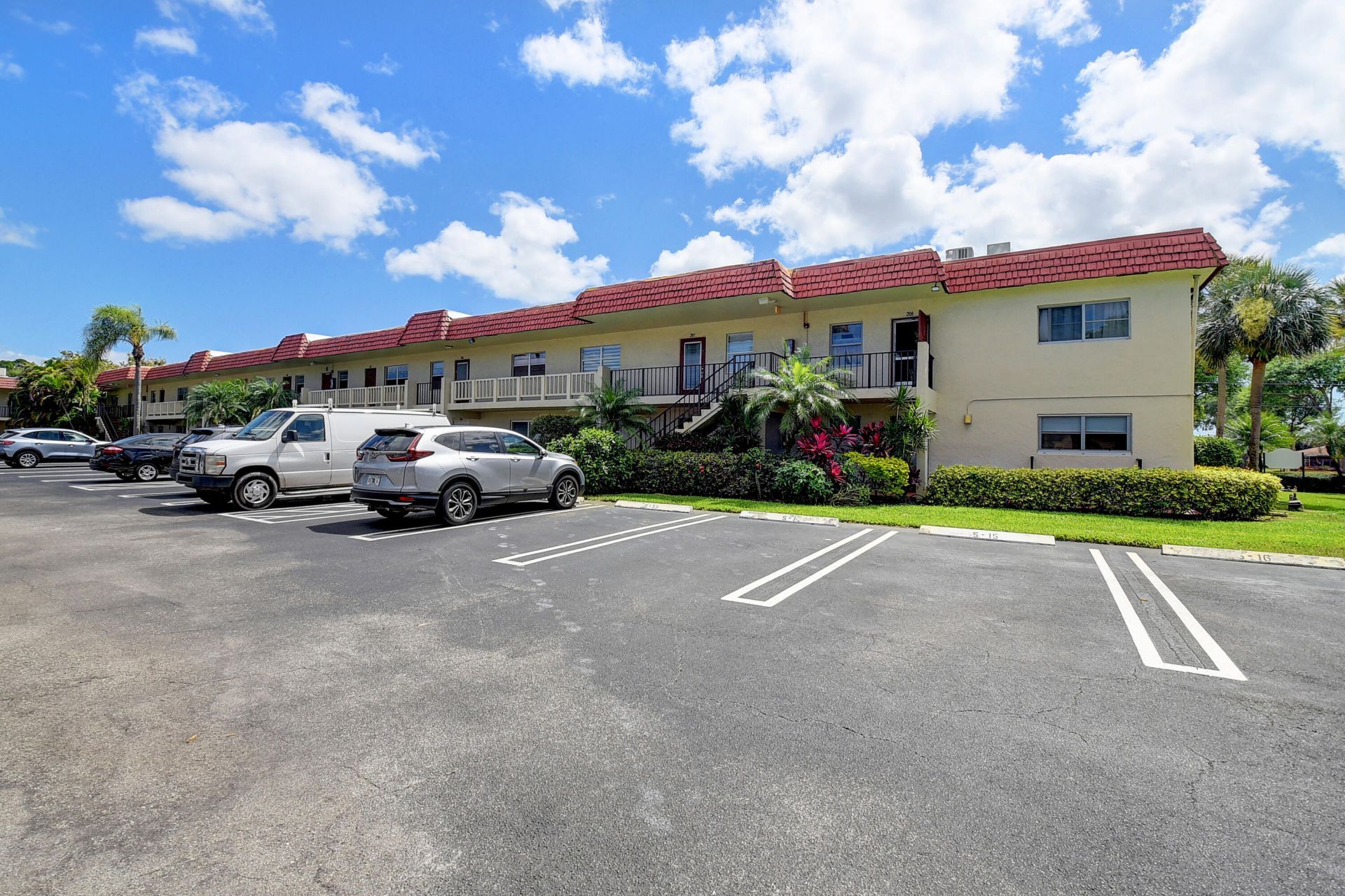 5 Abbey Lane, Unit 108, Delray Beach, FL 33446 Photo