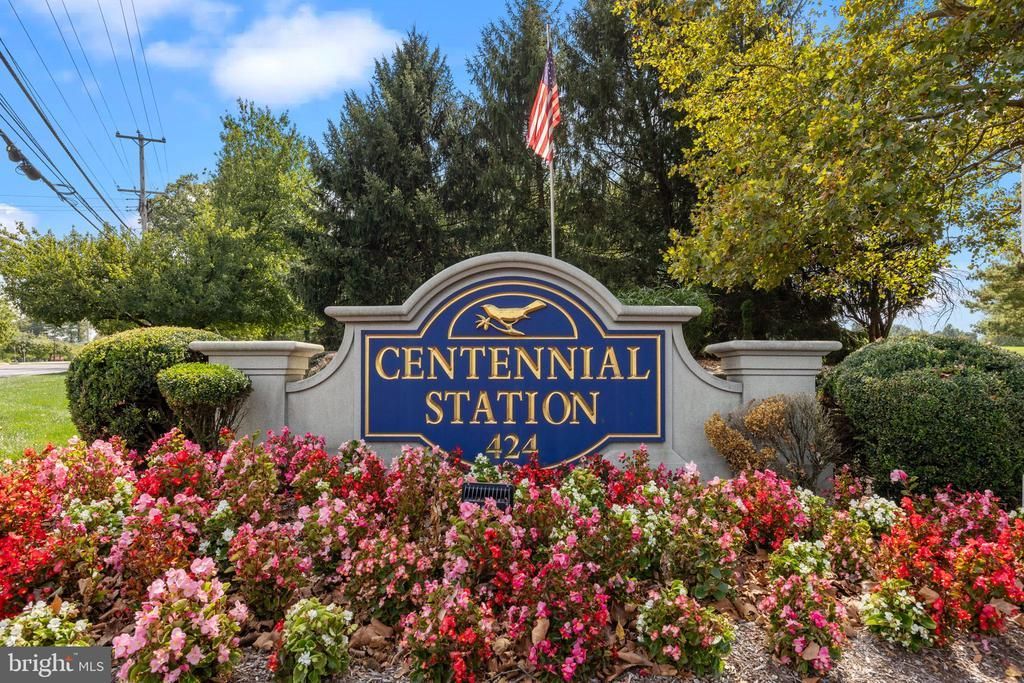 8109 Centennial Sta, Warminster, PA 18974 Main Photo