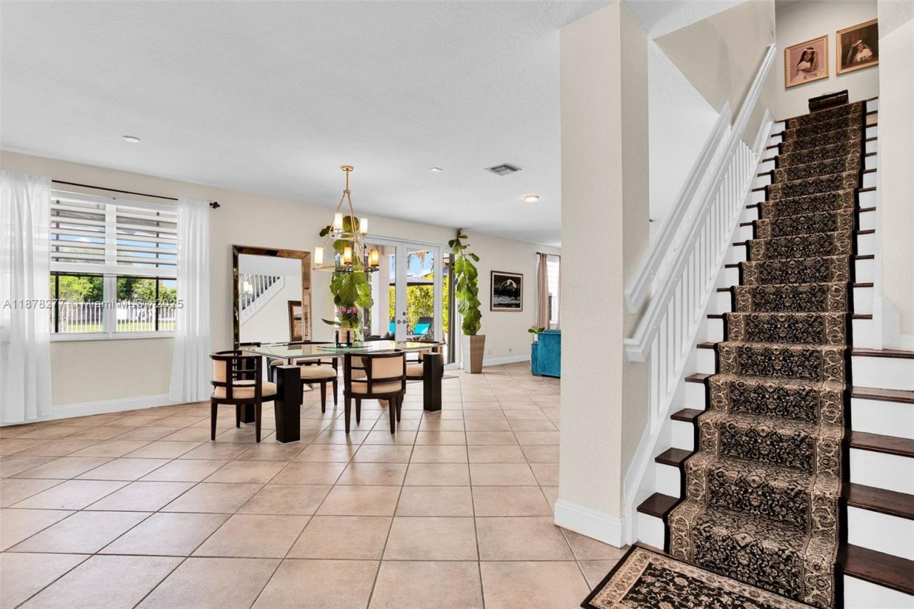 1242 Peregrine Way, Weston, FL 33327 Photo