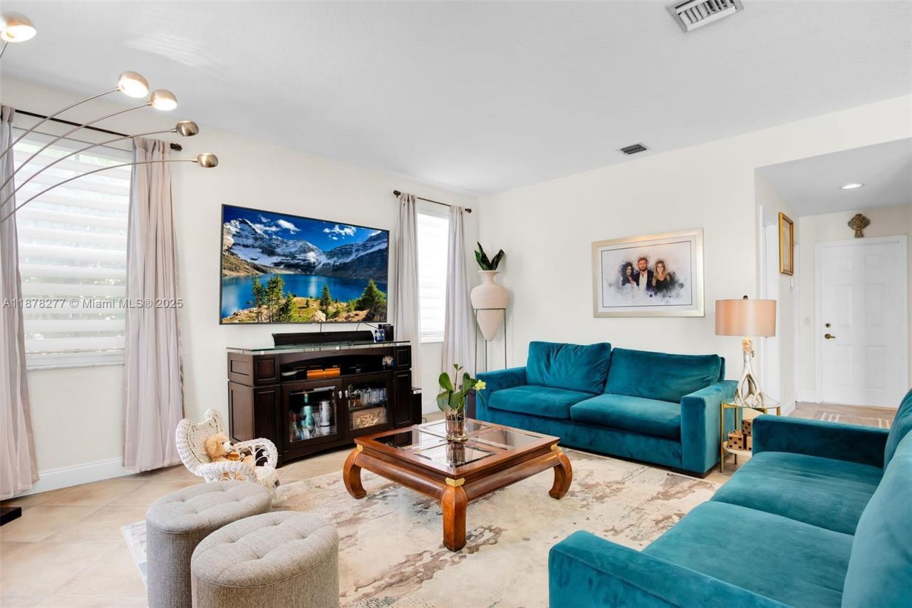 1242 Peregrine Way, Weston, FL 33327 Photo