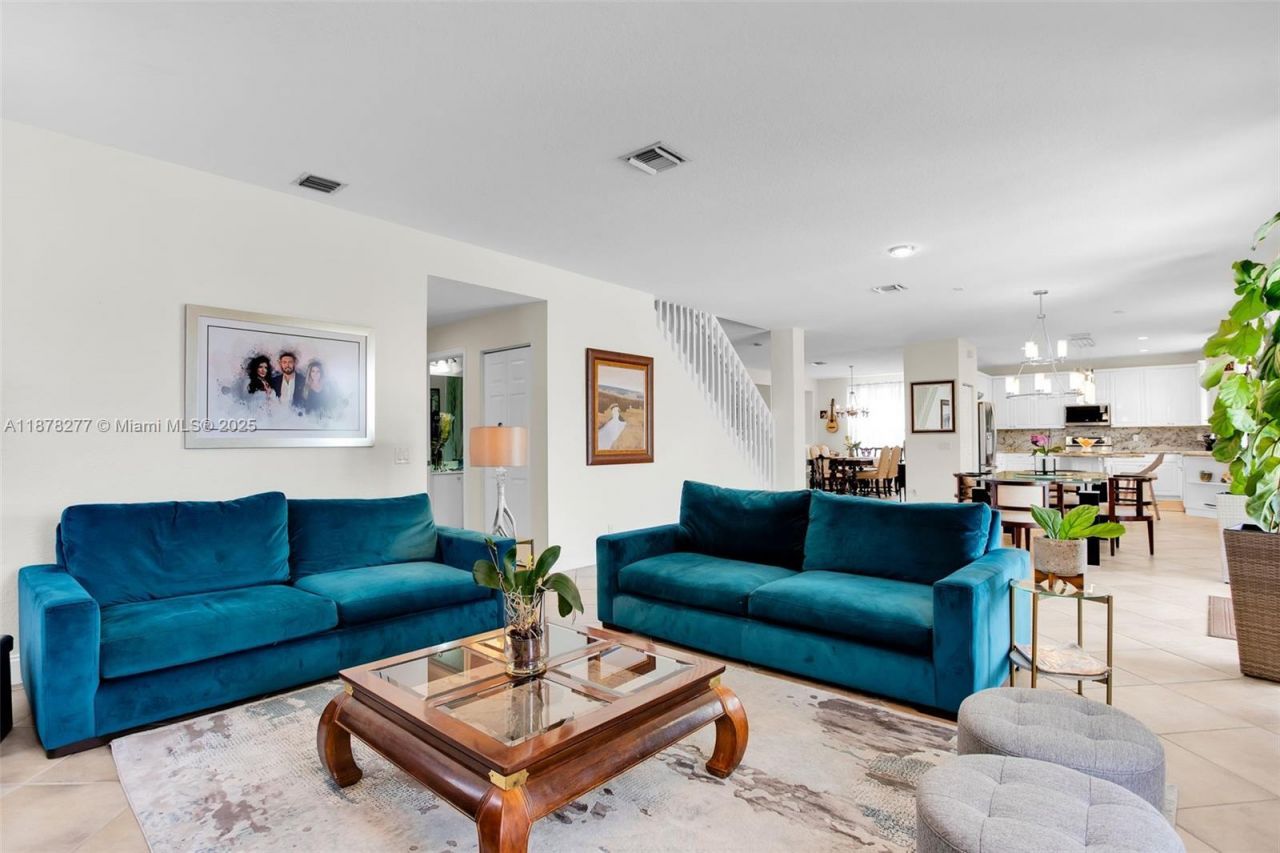 1242 Peregrine Way, Weston, FL 33327 Photo