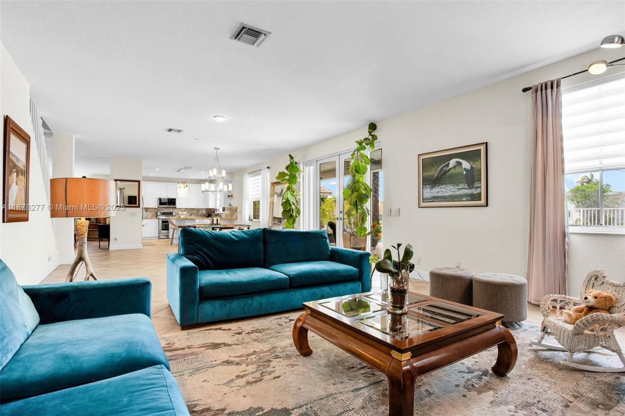 1242 Peregrine Way, Weston, FL 33327 Photo