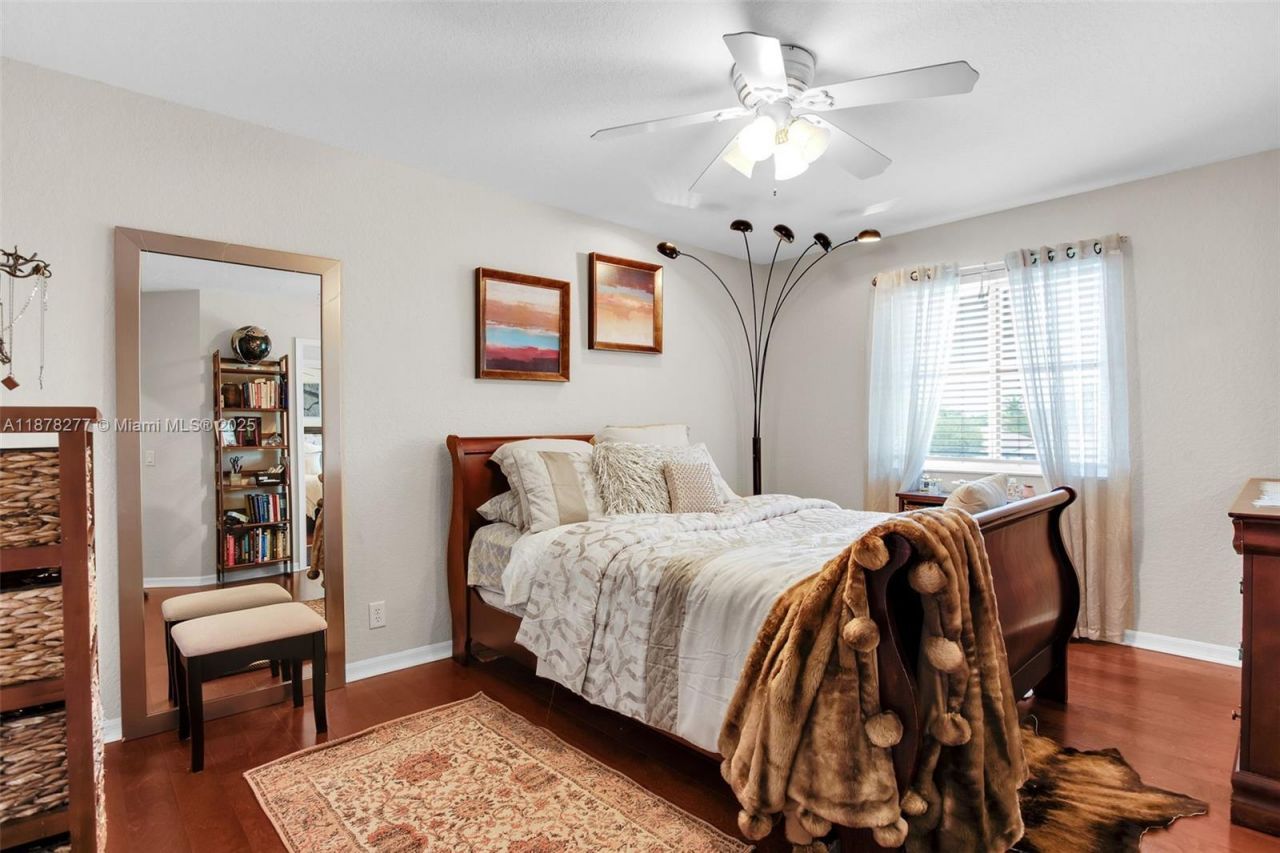 1242 Peregrine Way, Weston, FL 33327 Photo