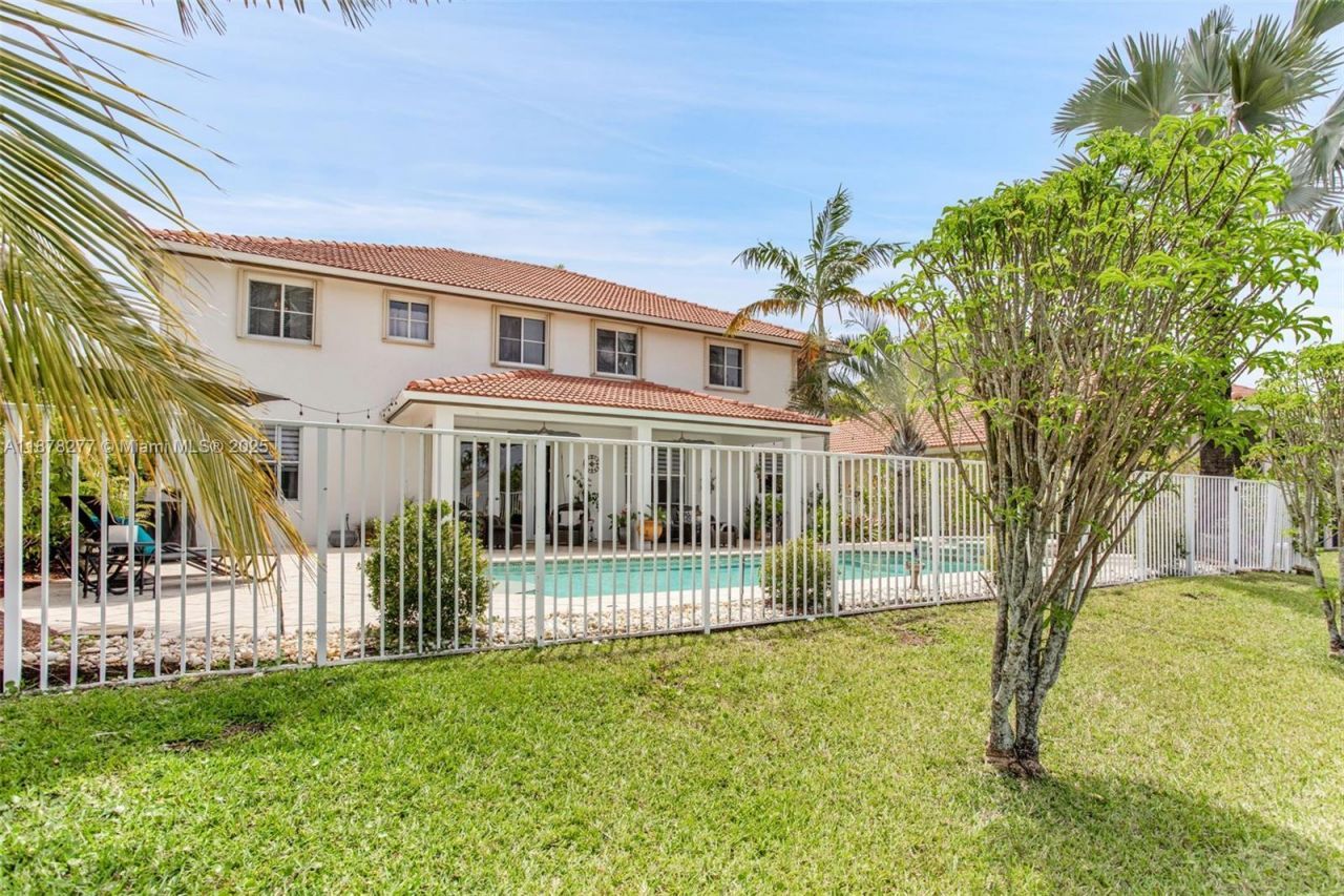 1242 Peregrine Way, Weston, FL 33327 Photo