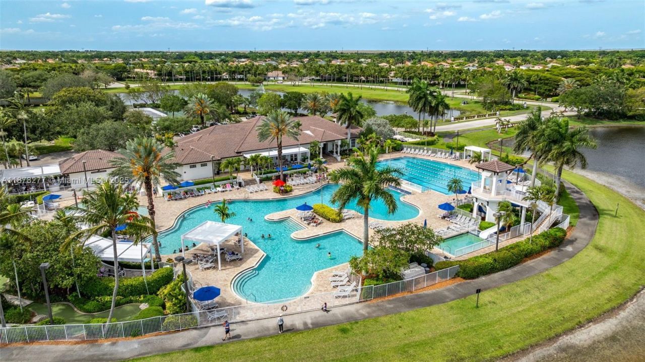 1242 Peregrine Way, Weston, FL 33327 Photo