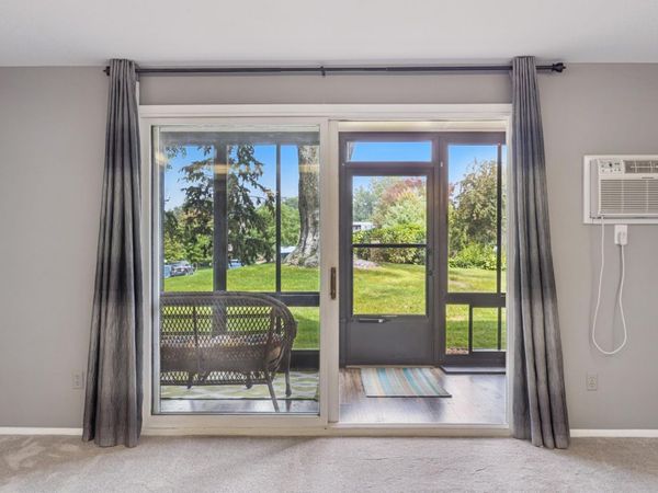 4380 Brookside Court, Unit 116, Edina, MN 55436