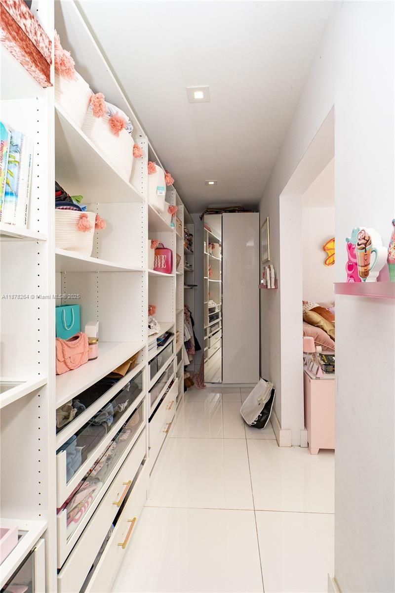 1215 N Biscayne Point Rd, Miami Beach, FL 33141 Photo