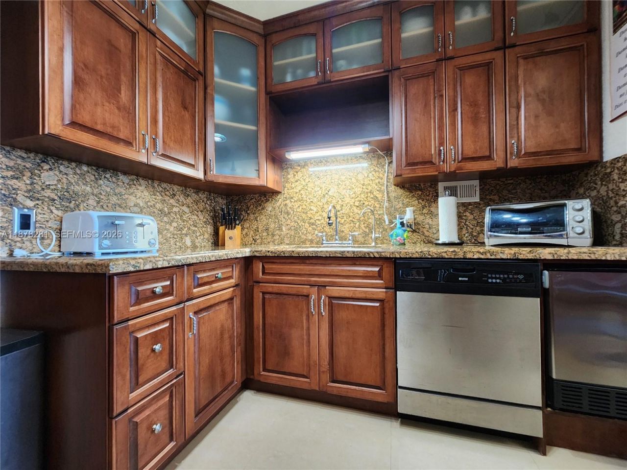 3505 S Ocean Dr, Unit 1006, Hollywood, FL 33019 Photo
