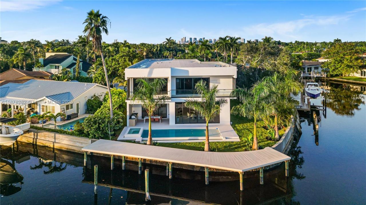 2033 NE 22nd St, Wilton Manors, FL 33305 Photo