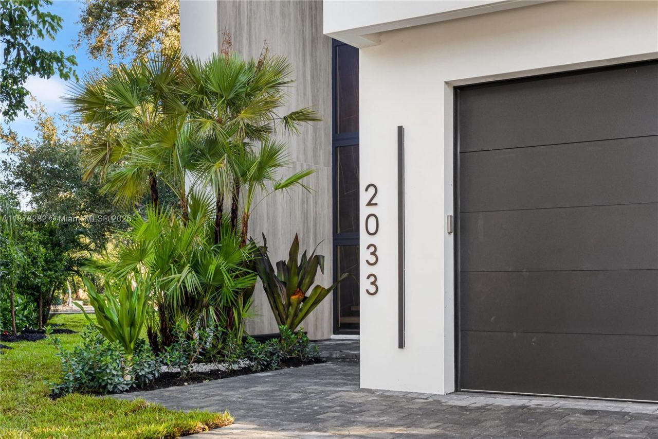 2033 NE 22nd St, Wilton Manors, FL 33305 Photo