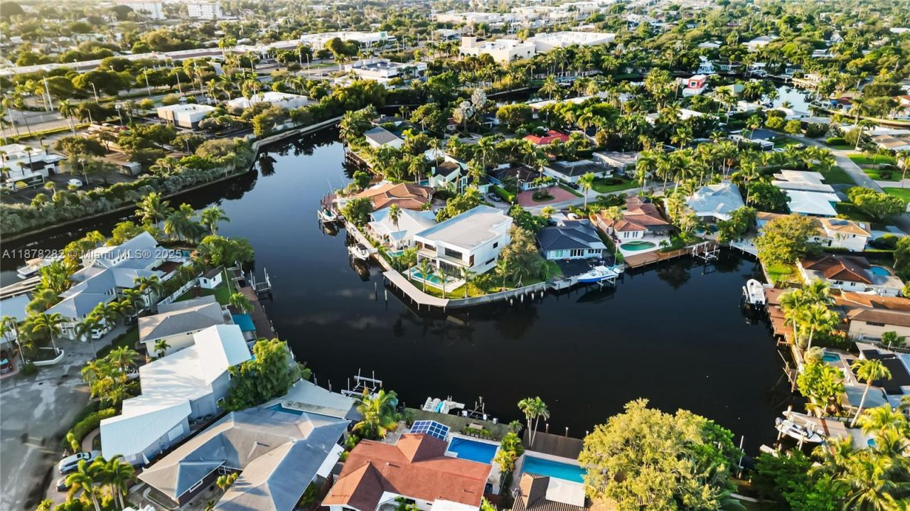 2033 NE 22nd St, Wilton Manors, FL 33305 Photo