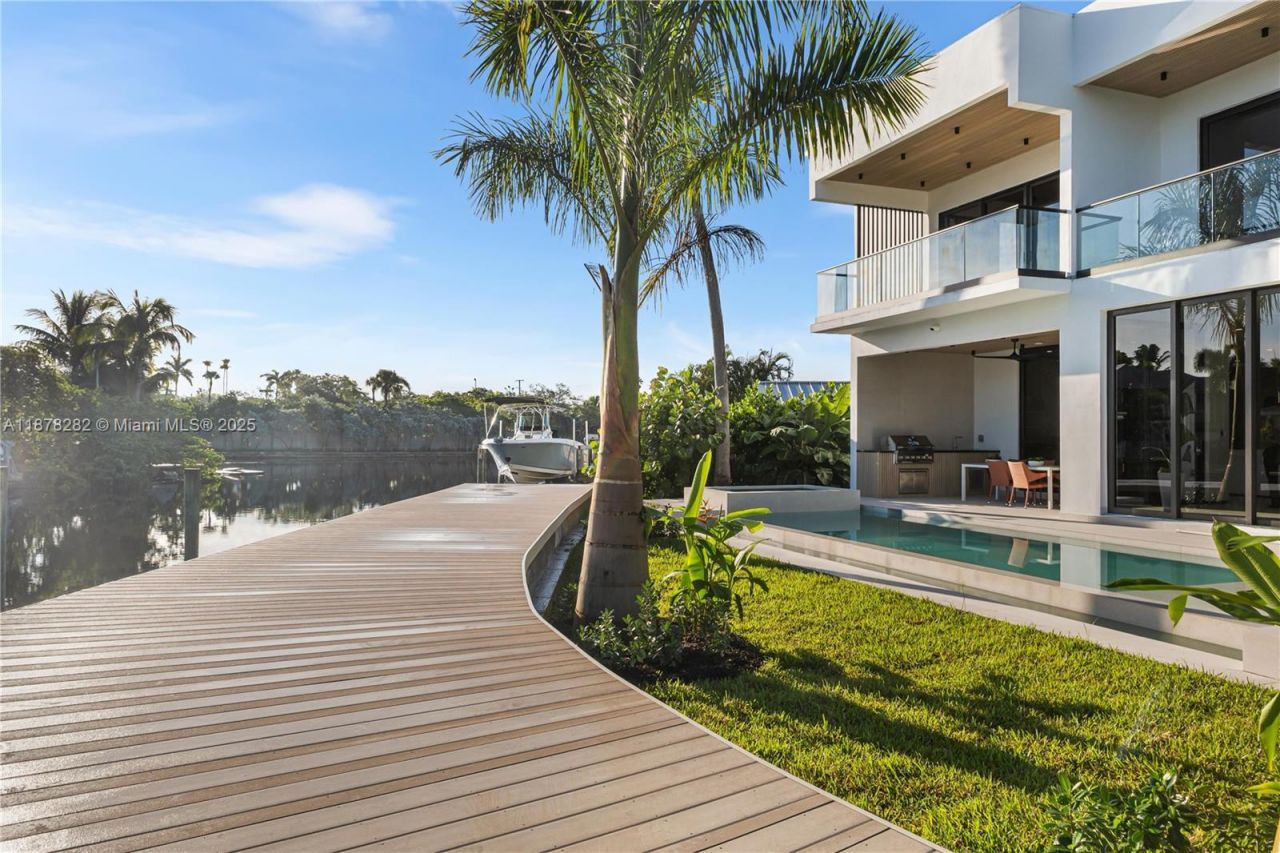 2033 NE 22nd St, Wilton Manors, FL 33305 Photo