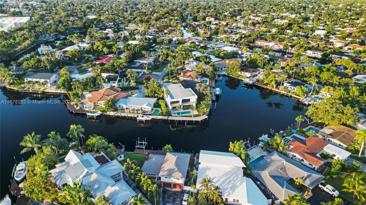 2033 NE 22nd St, Wilton Manors, FL 33305 Photo