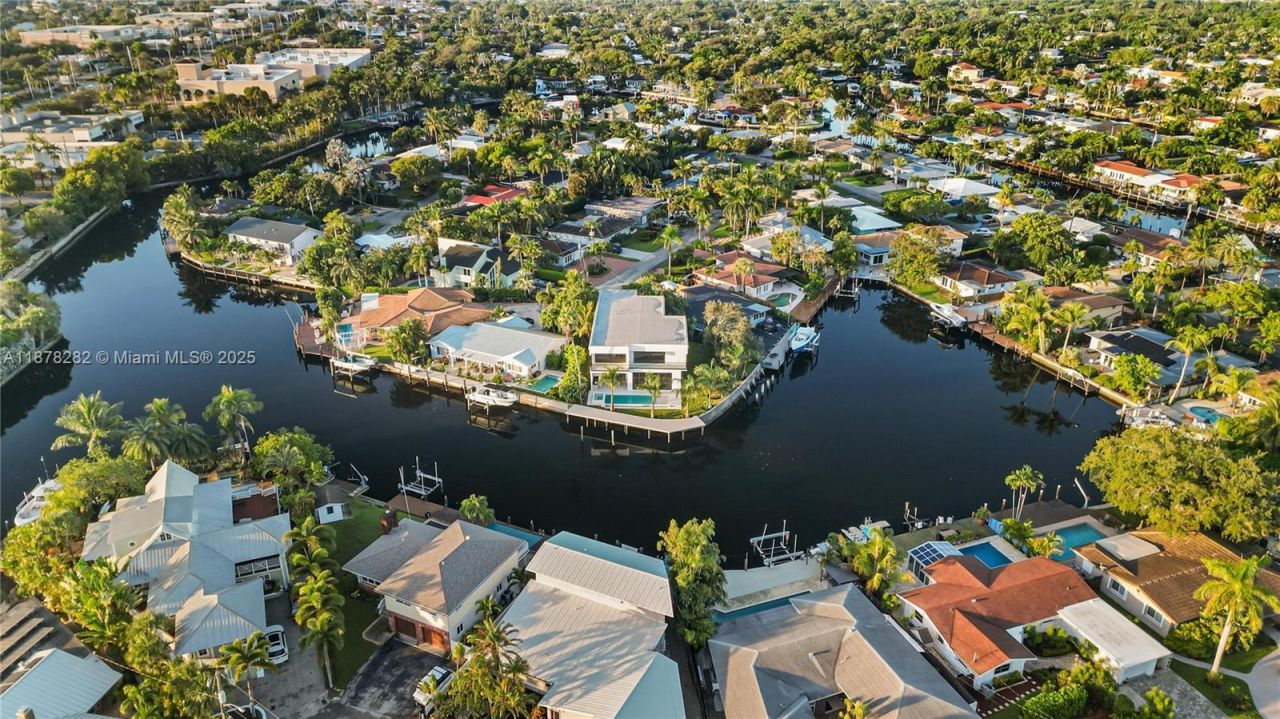 2033 NE 22nd St, Wilton Manors, FL 33305 Photo