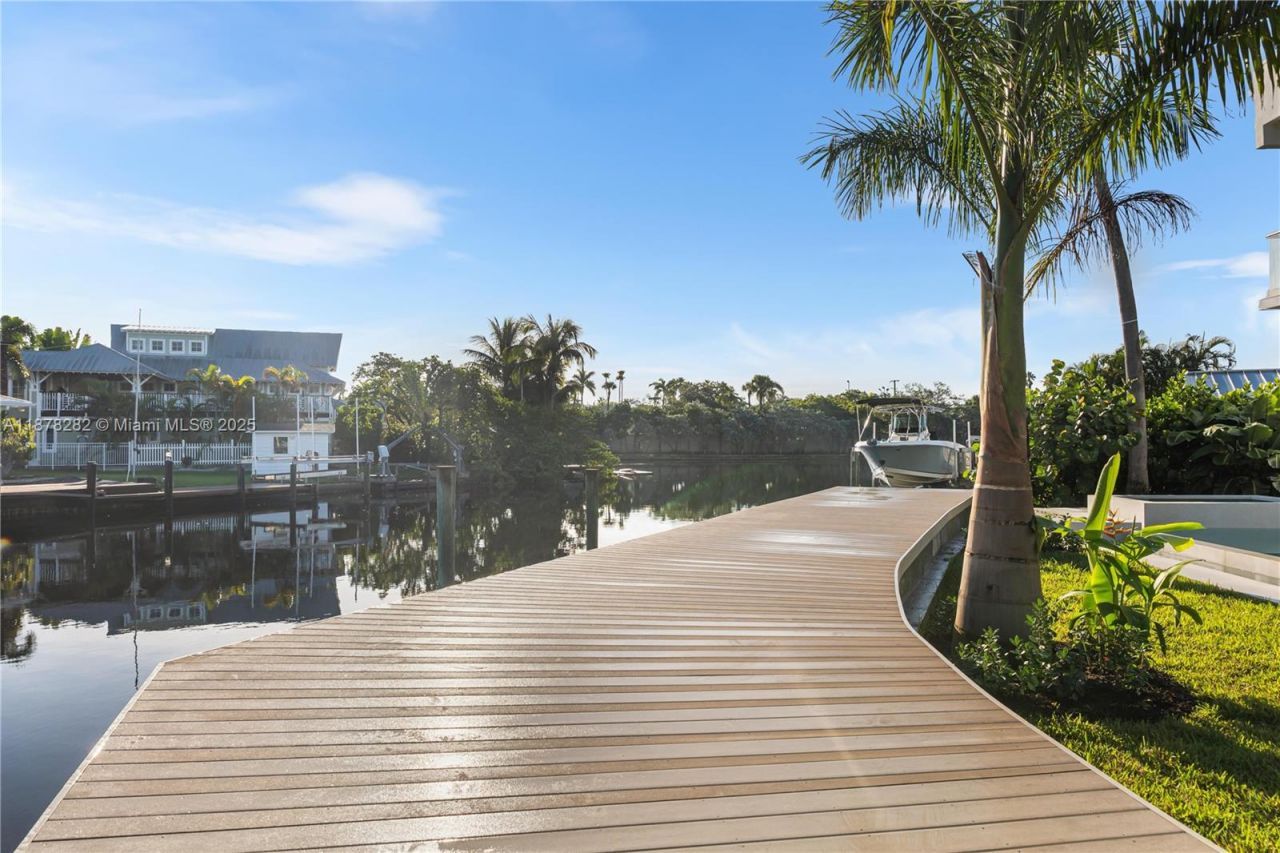 2033 NE 22nd St, Wilton Manors, FL 33305 Photo