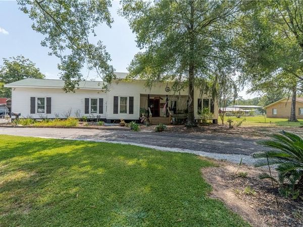 110 TWIN BRIDGES Road, Alexandria, LA 71303
