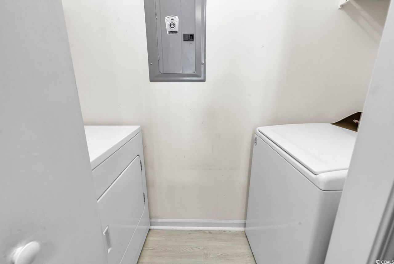 3690 Clay Pond Village Ln. Photo 8