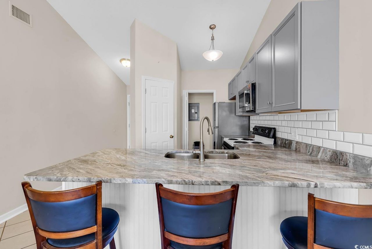 3690 Clay Pond Village Ln. Photo 9