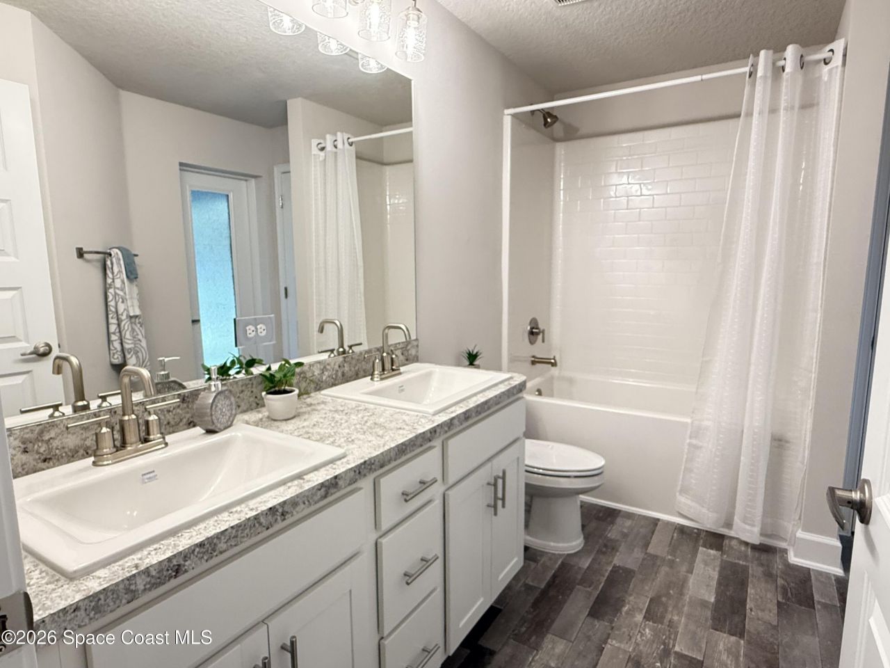 832 Majestic Avenue, Sebastian, FL 32958 Photo