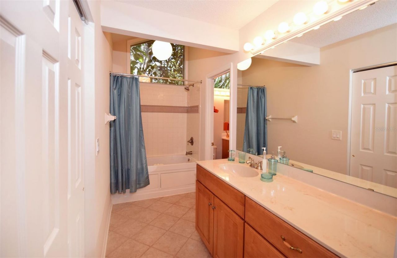231 Southampton Lane, Unit 277, Venice, FL 34293 Photo