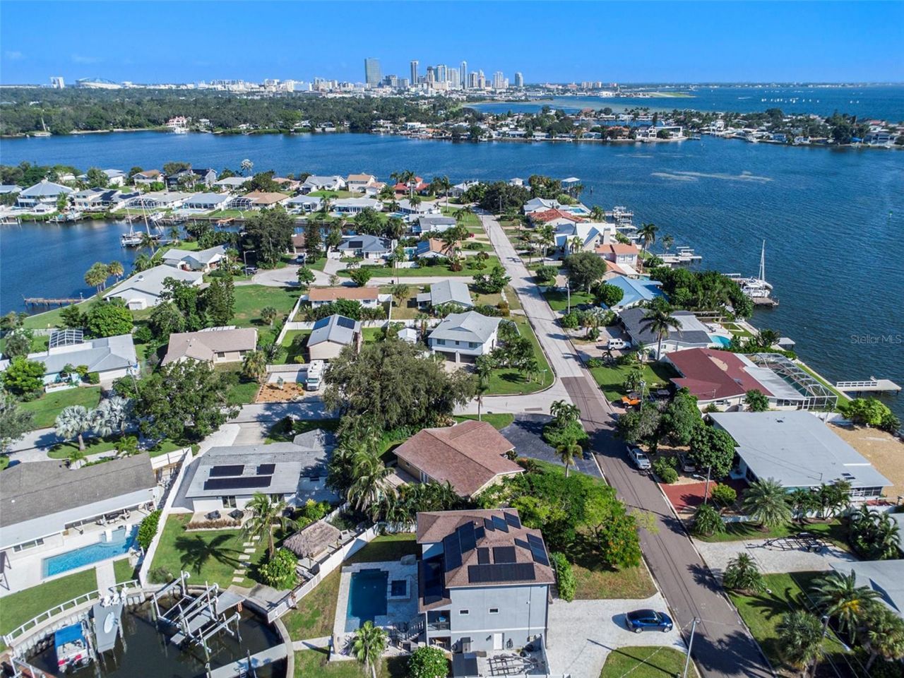 3401 Coquina Key Drive Se, Saint Petersburg, FL 33705 Photo