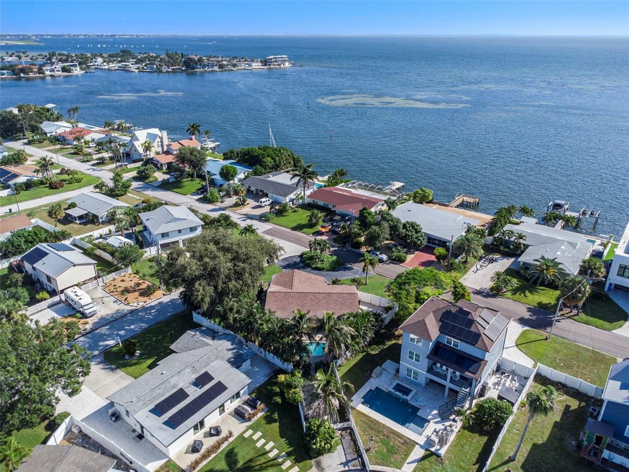 3401 Coquina Key Drive Se, Saint Petersburg, FL 33705 Photo