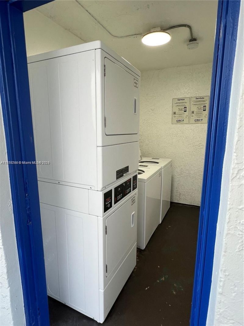 3720 N Pine Island Rd, Unit 331, Sunrise, FL 33351 Photo