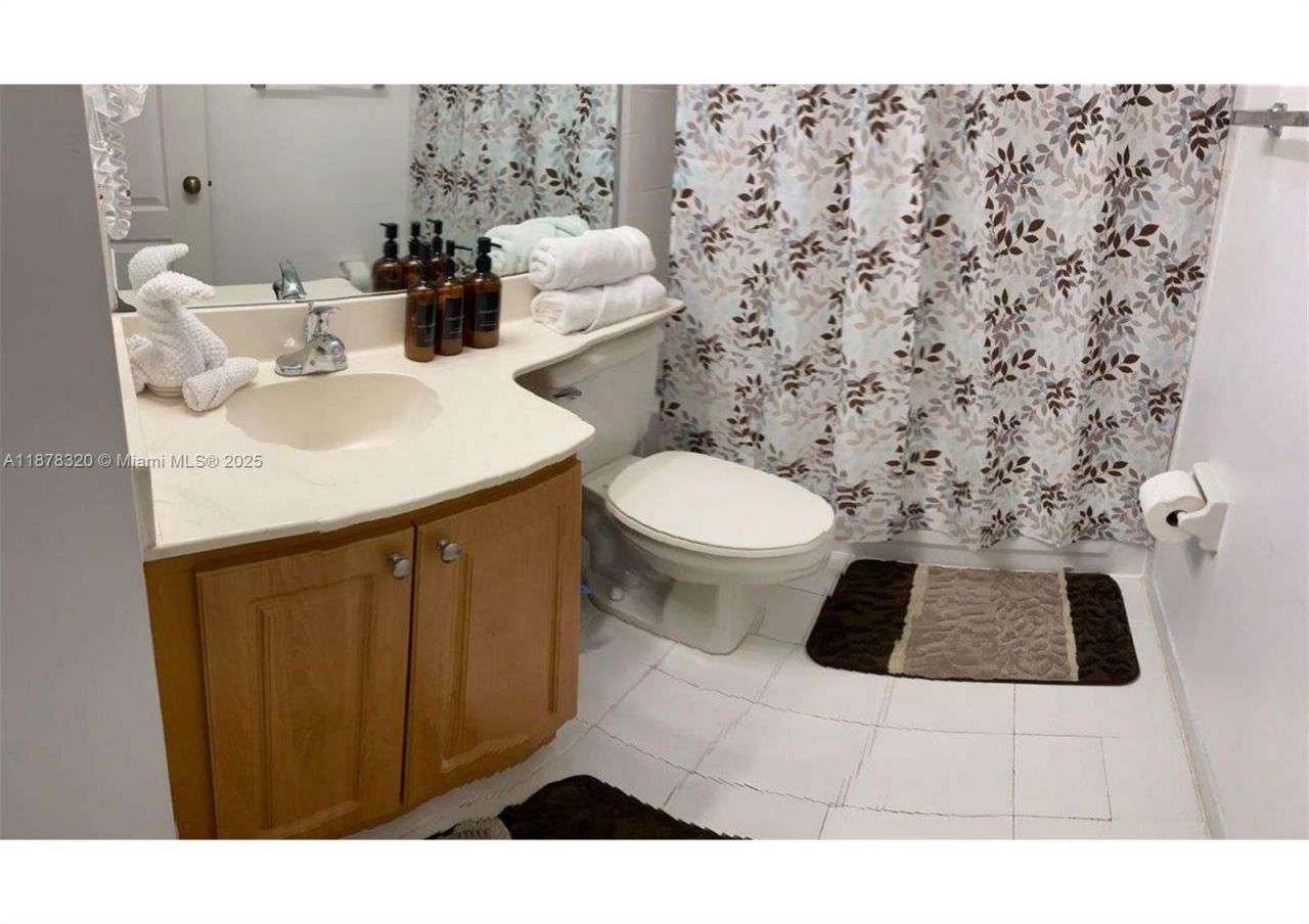 12605 SW 91st St, Unit 208, Miami, FL 33186 Photo