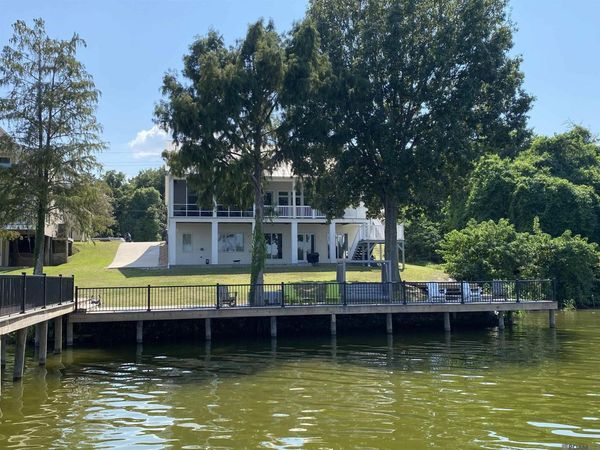 7522 False River Rd, Oscar, LA 70762