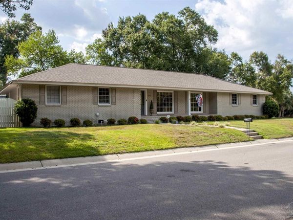 1515 N B St, Pensacola, FL 32501