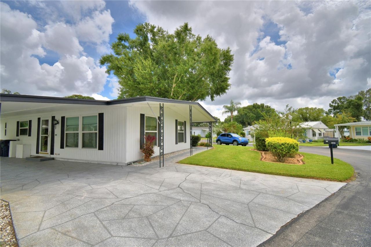 102 Paradise Lane, Auburndale, FL 33823 Photo