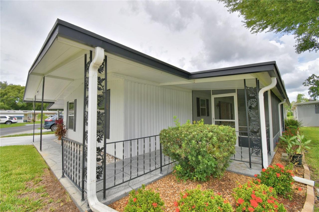 102 Paradise Lane, Auburndale, FL 33823 Photo