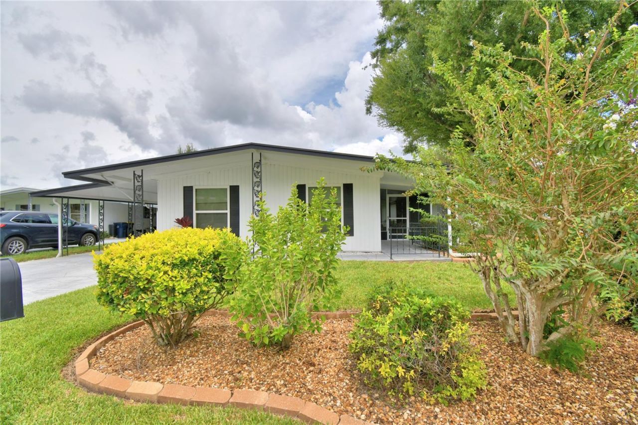 102 Paradise Lane, Auburndale, FL 33823 Photo