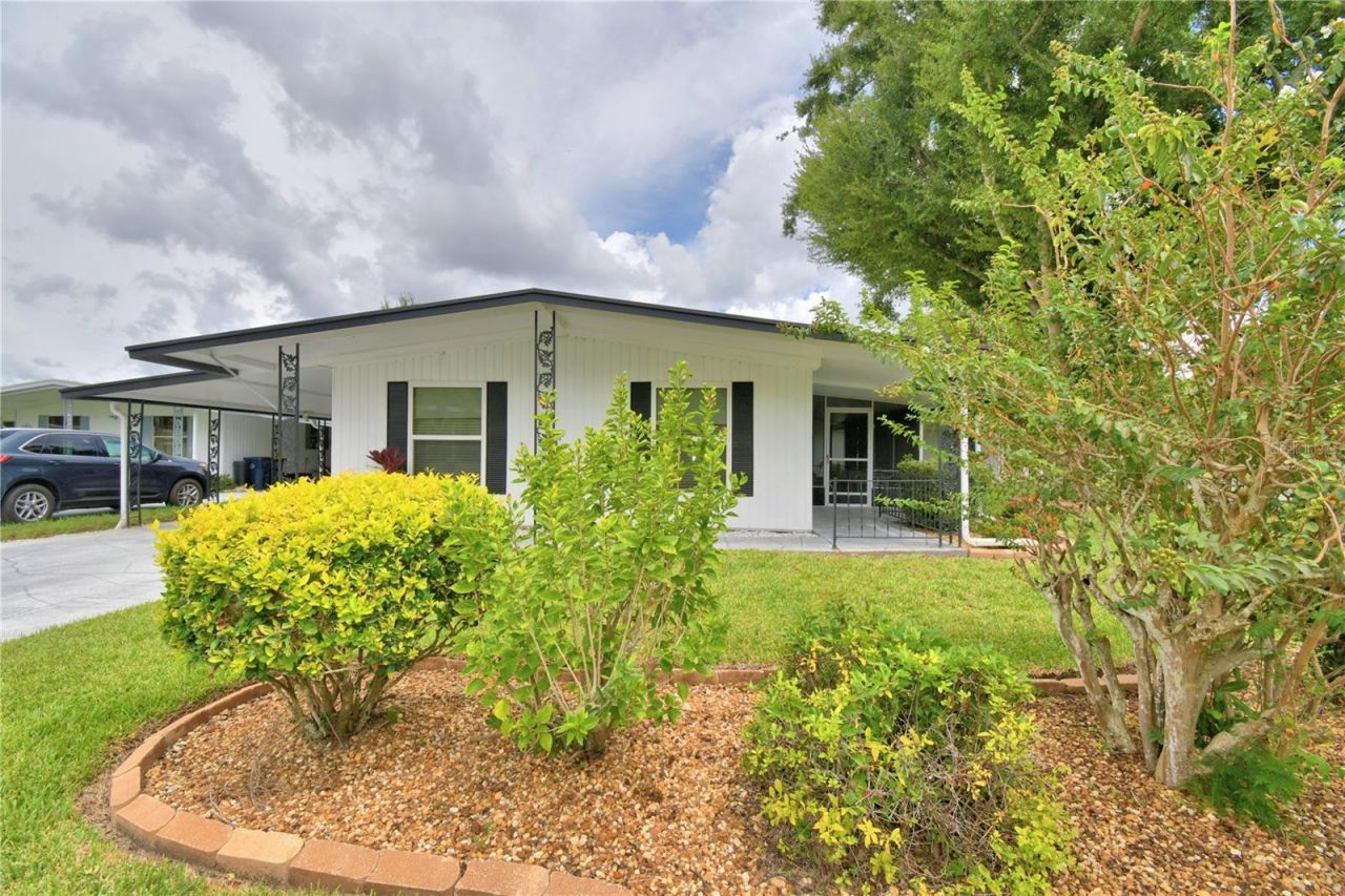 102 Paradise Lane, Auburndale, FL 33823 Photo