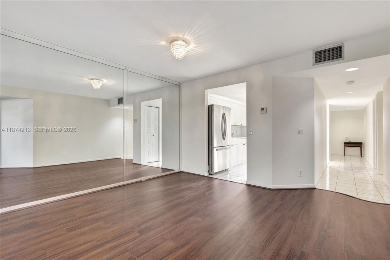 13001 SW 11th Ct, Unit 401A, Pembroke Pines, FL 33027 Photo