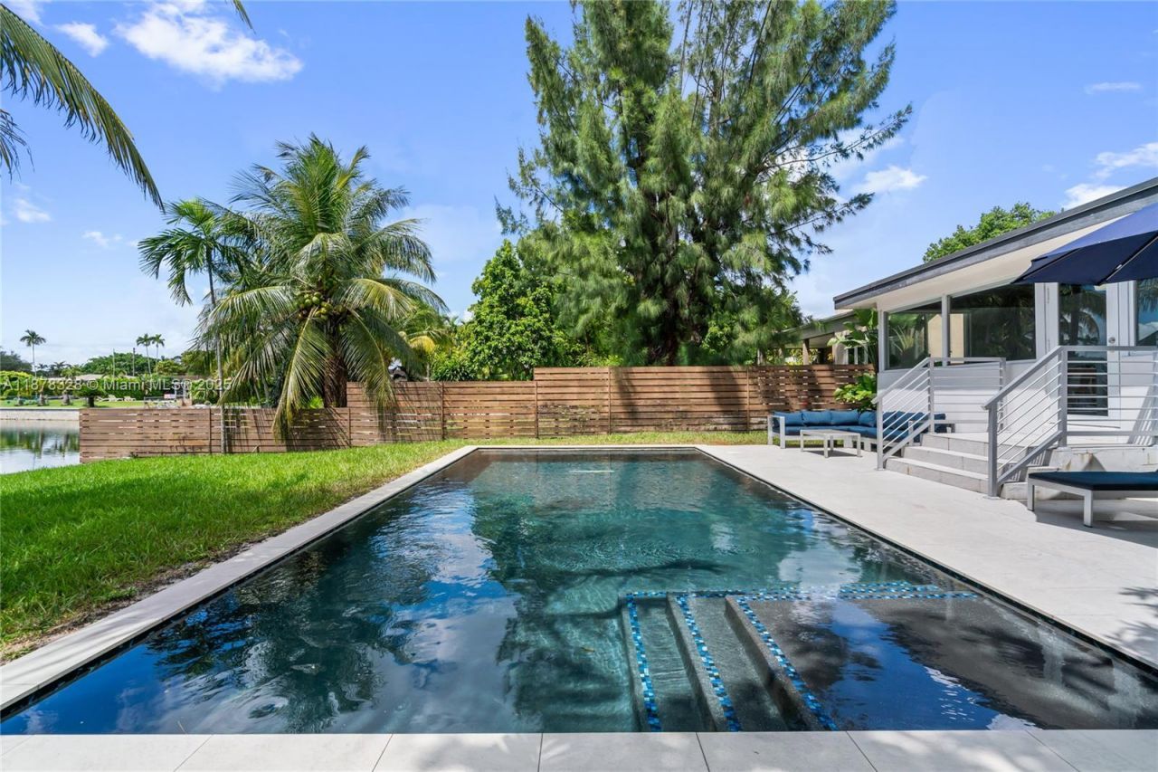 1620 Lenape Dr, Miami Springs, FL 33166 Photo