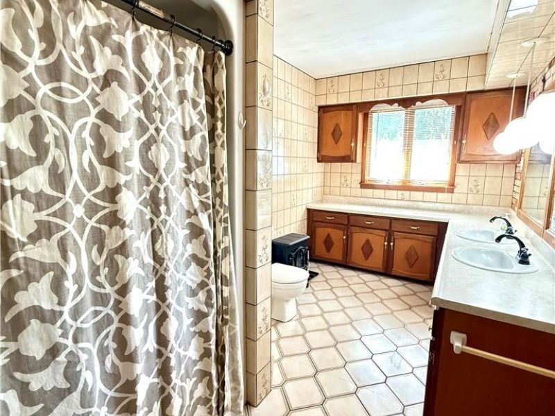 46605 Main Street, Jacobsburg, OH 43933 Photo 29