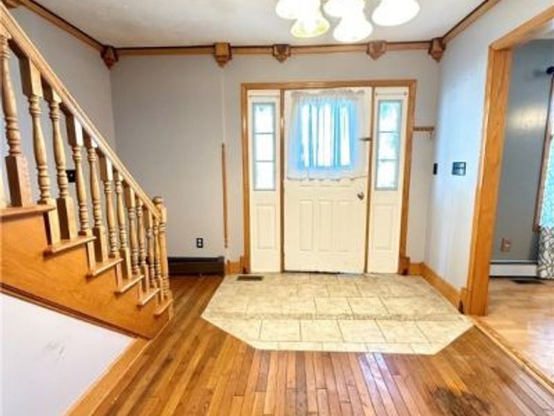 46605 Main Street, Jacobsburg, OH 43933 Photo 4