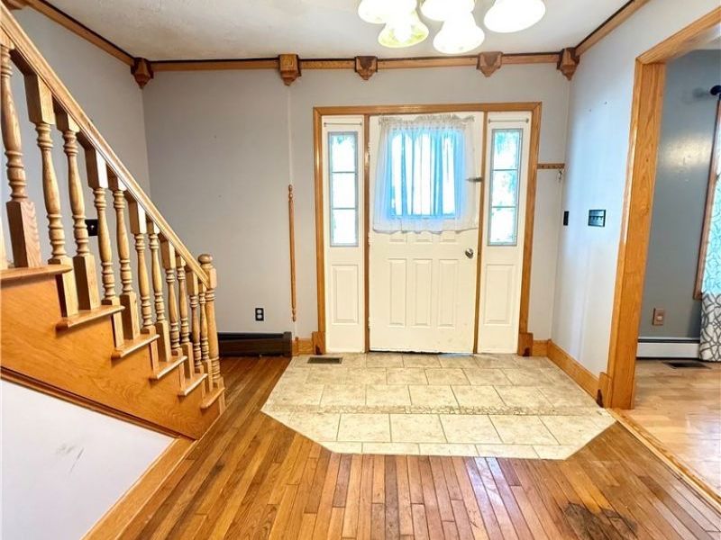 46605 Main Street, Jacobsburg, OH 43933 Photo 4